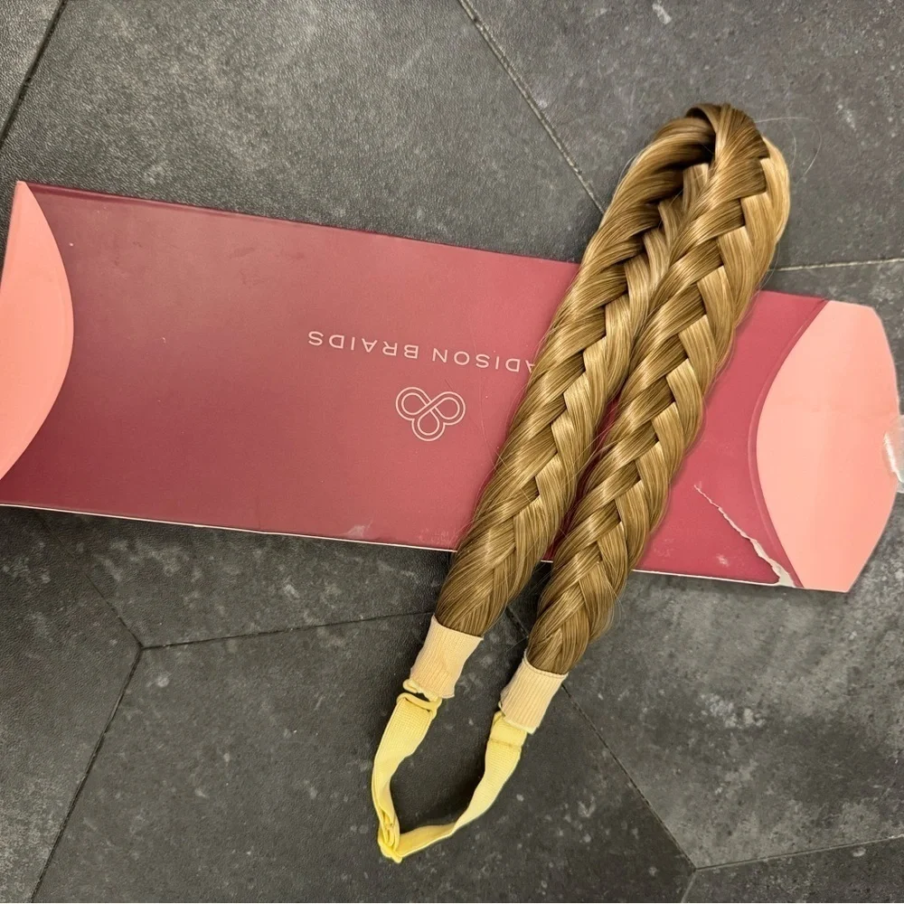 Madison Braids Hair Braid in Arisa Fishtail headband